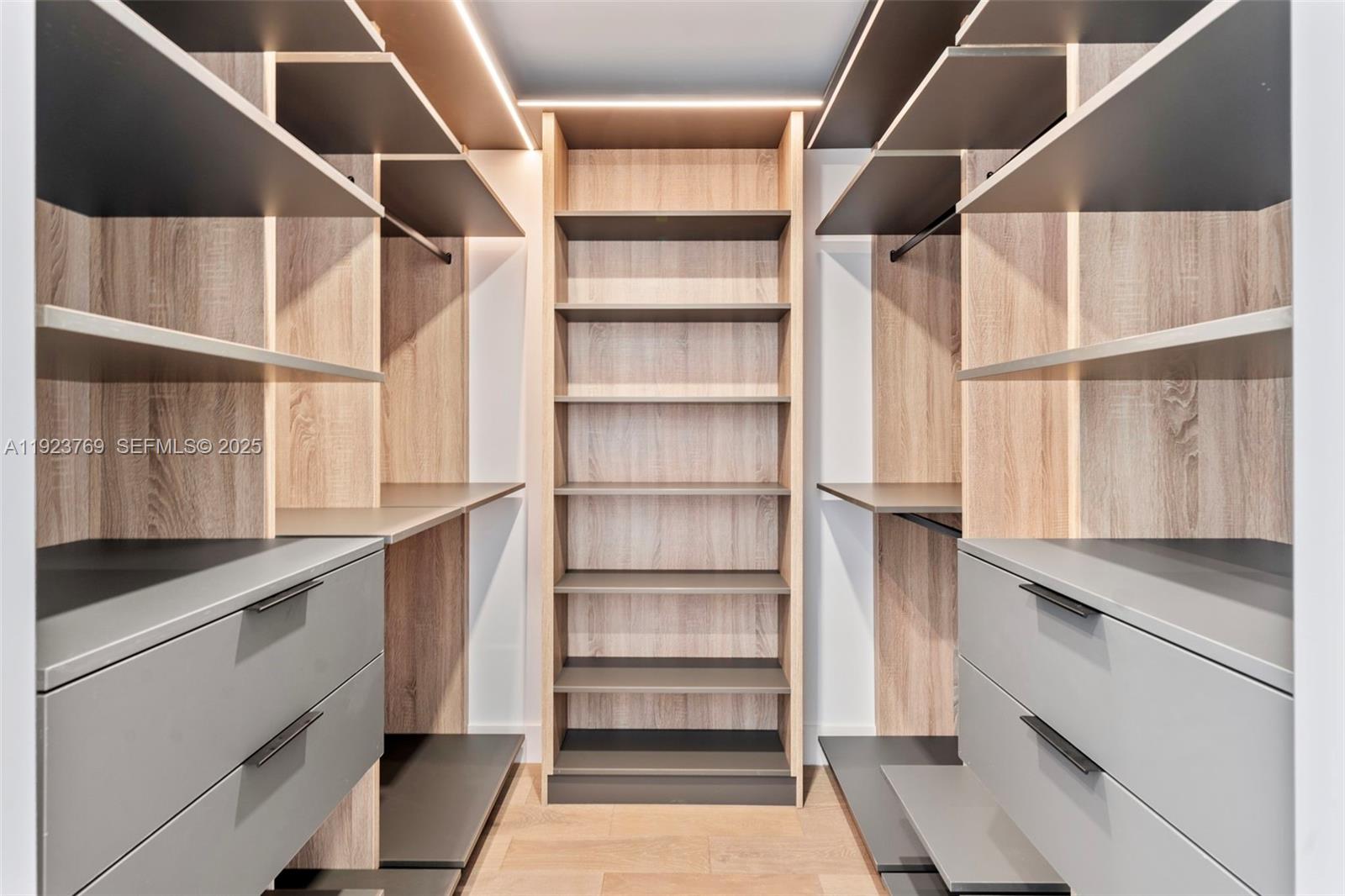 200 Sunrise Dr # 200C