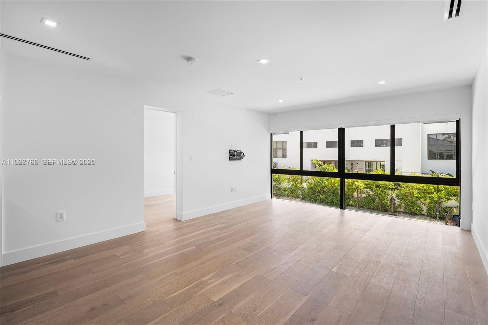 200 Sunrise Dr # 200C