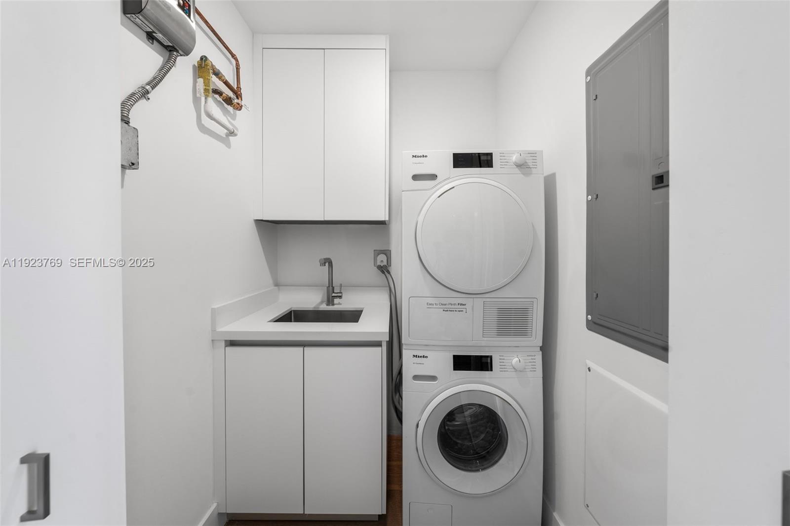 200 Sunrise Dr # 200C