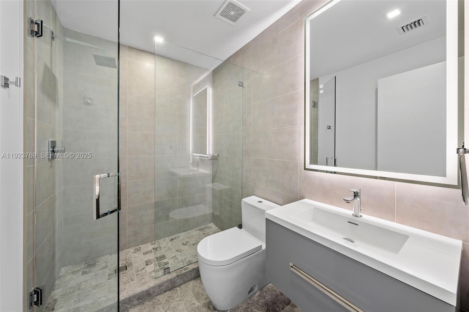 200 Sunrise Dr # 200C