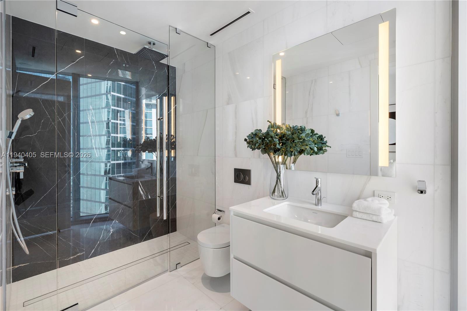 300 Biscayne Blvd Way # 3407