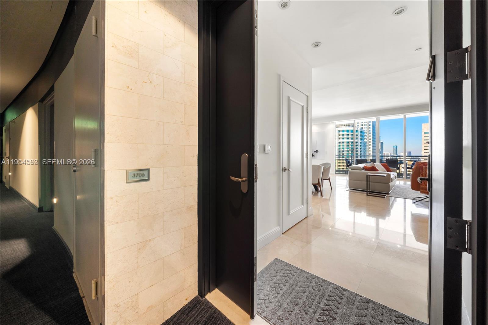 901 Brickell Key Blvd # 3706