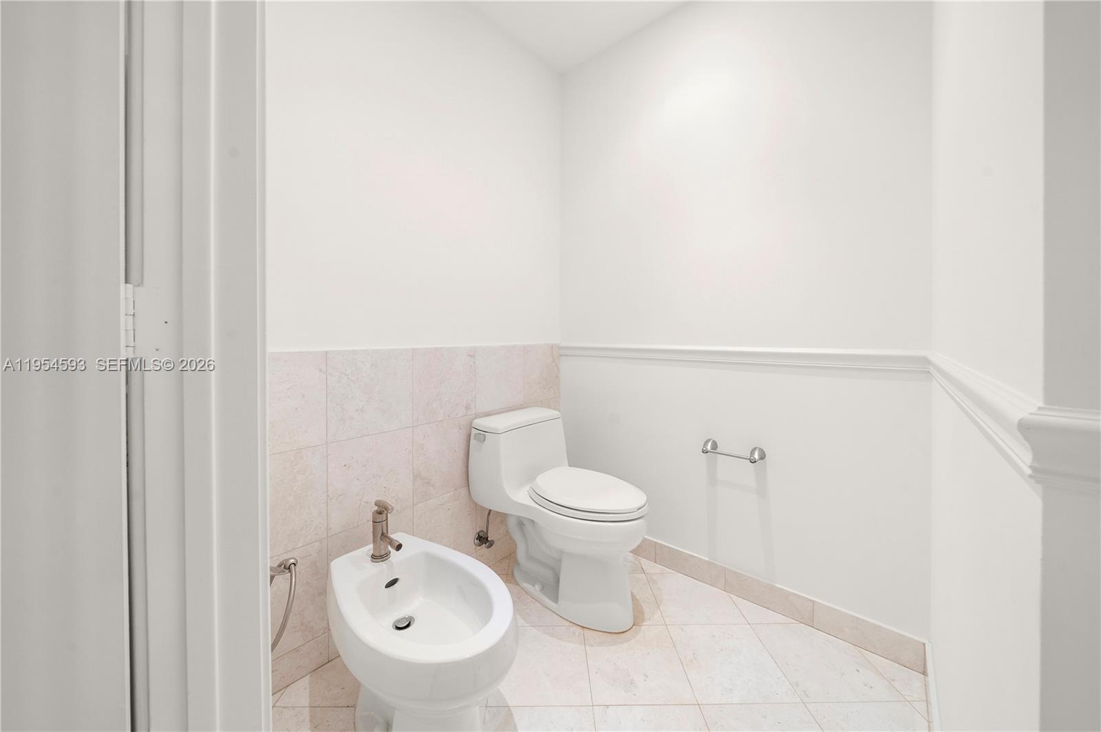 901 Brickell Key Blvd # 3706