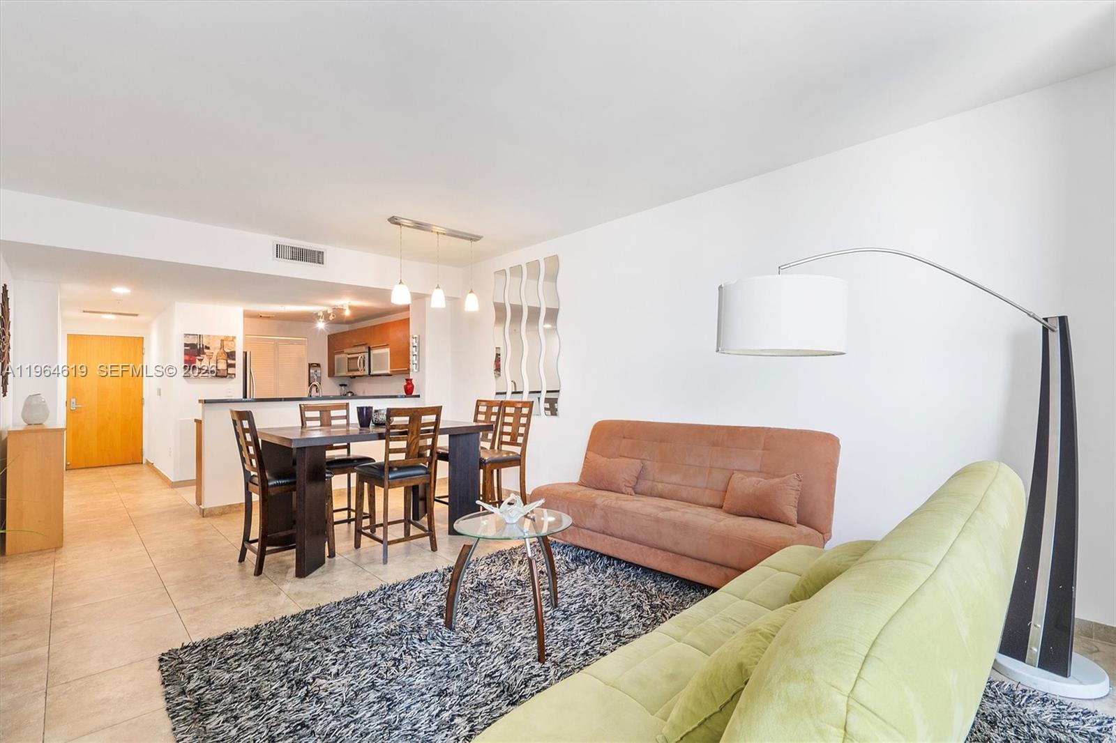 244 Biscayne Blvd # 1906