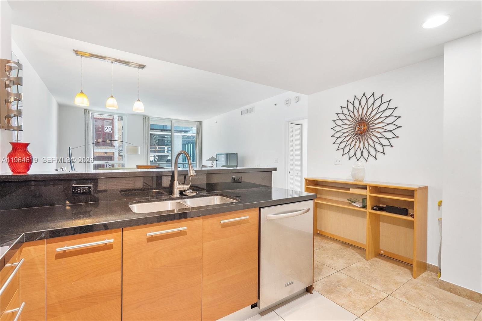 244 Biscayne Blvd # 1906