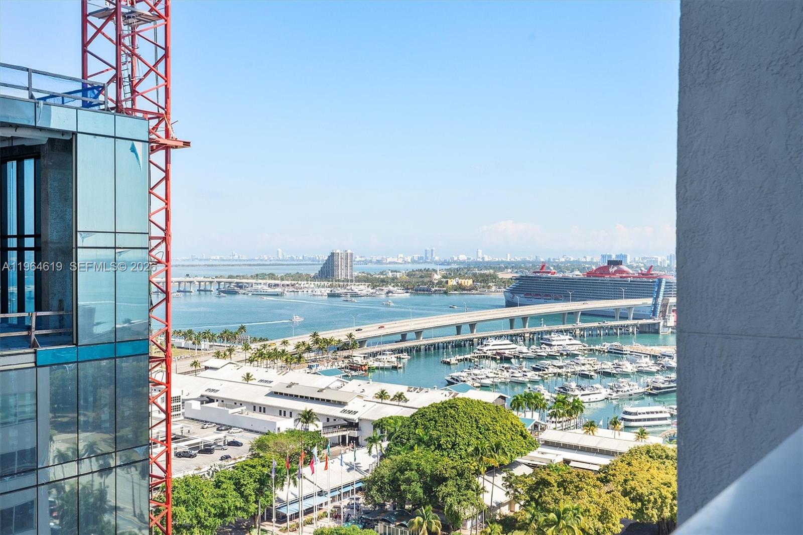 244 Biscayne Blvd # 1906