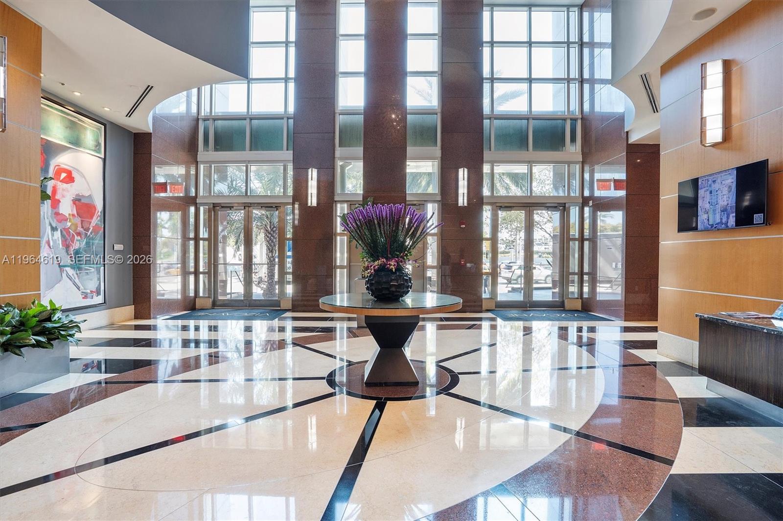 244 Biscayne Blvd # 1906