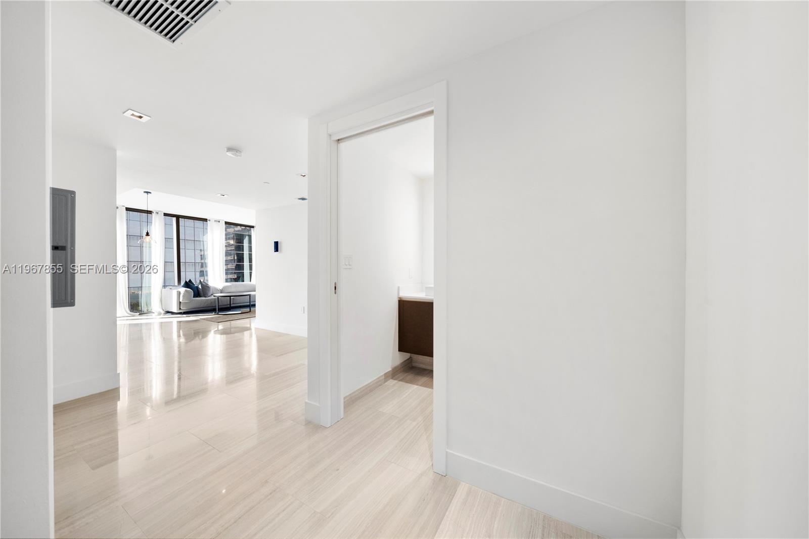 1451 Brickell Ave # 1406