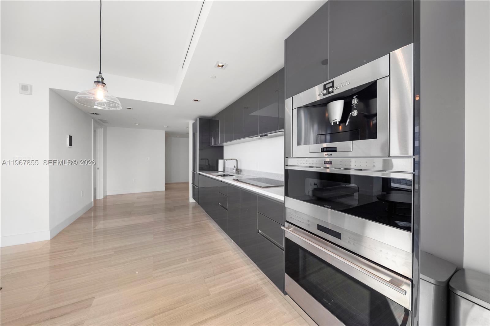 1451 Brickell Ave # 1406