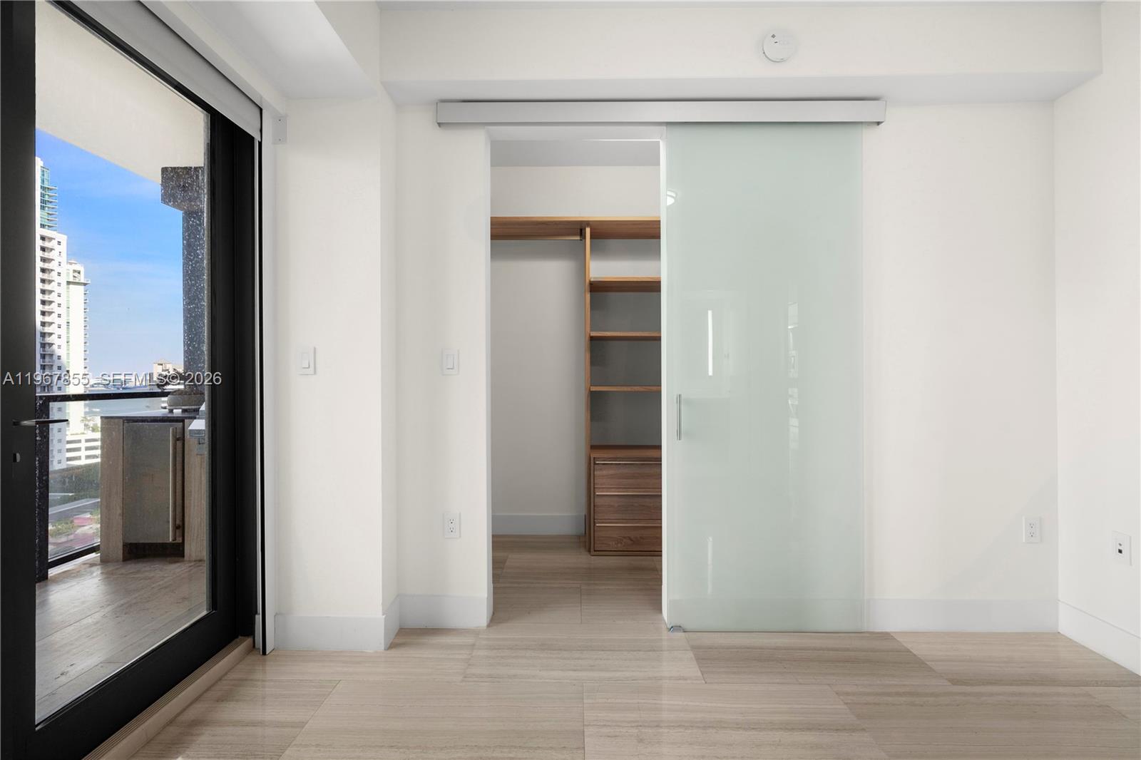 1451 Brickell Ave # 1406