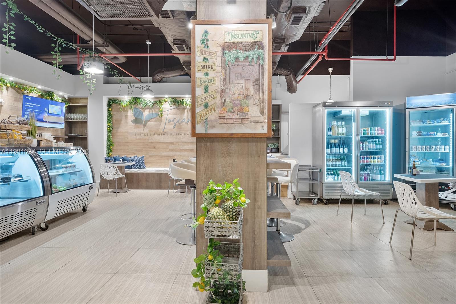 10275 Collins Ave # 605