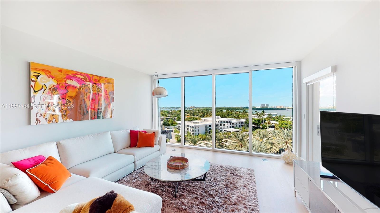10275 Collins Ave # 724