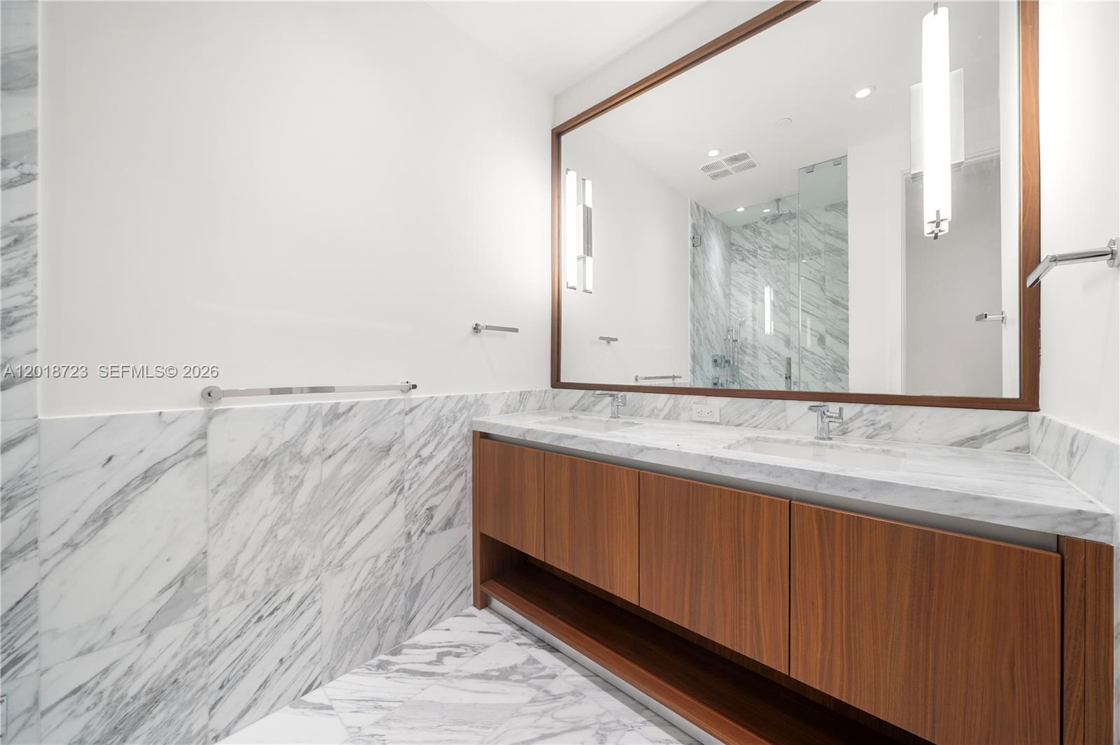 175 SE 25 RD # 804