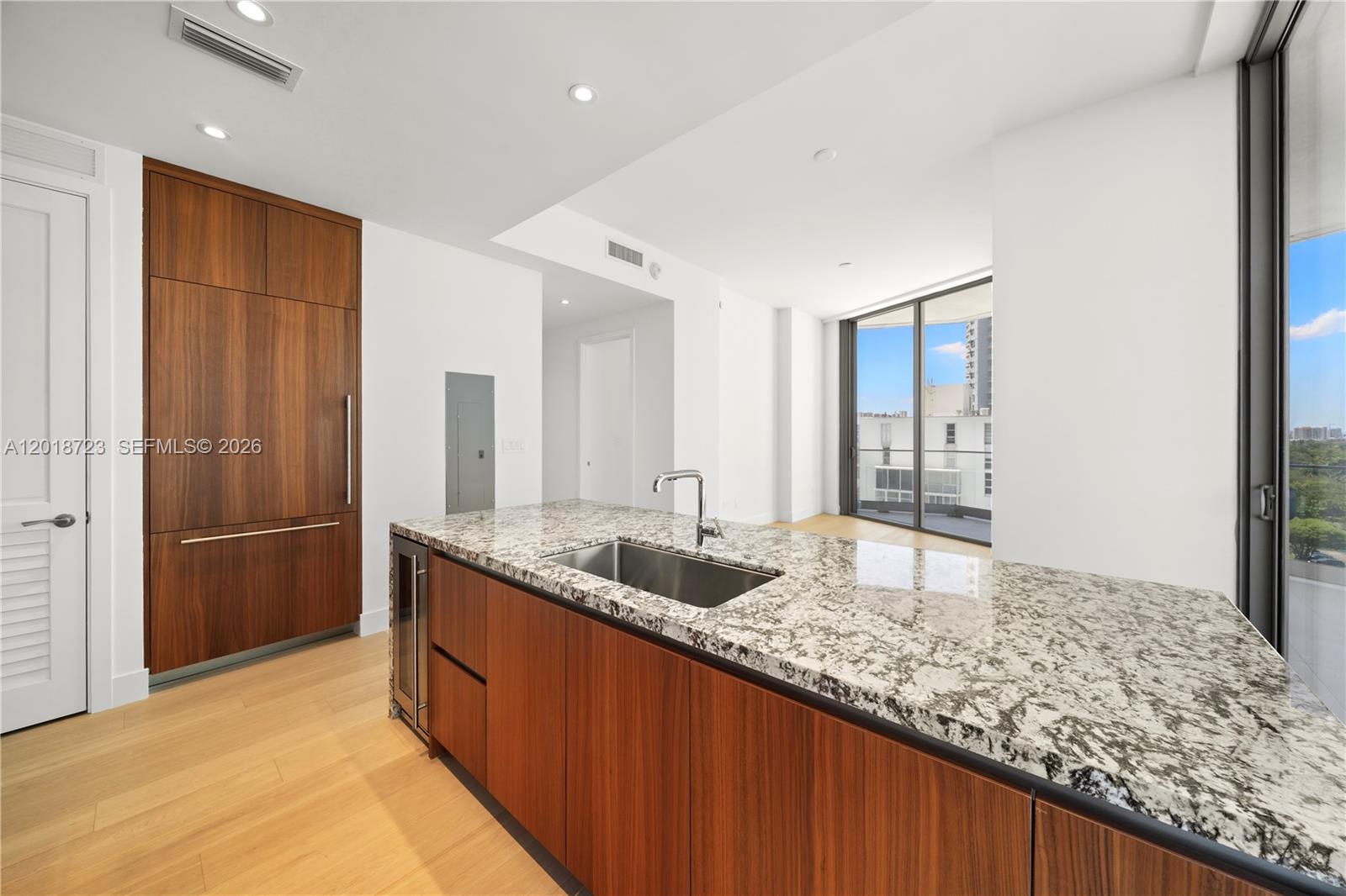 175 SE 25 RD # 804
