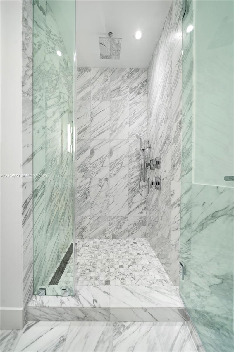 175 SE 25 RD # 804