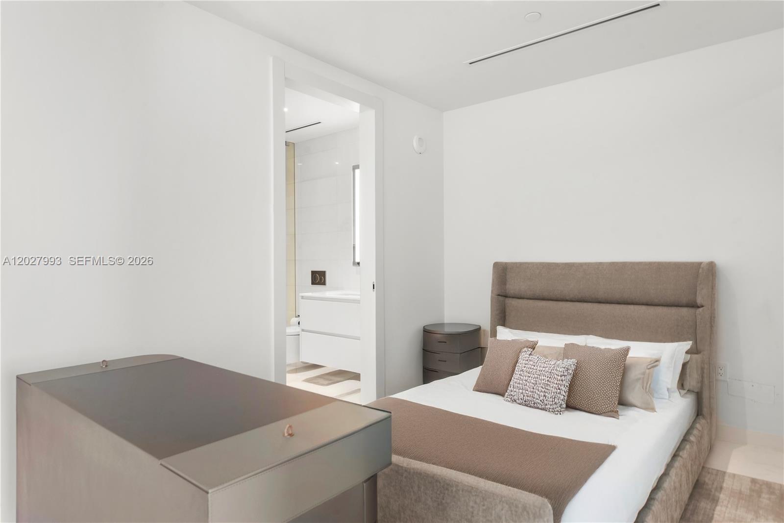 300 Biscayne Boulevard Way # 3905W