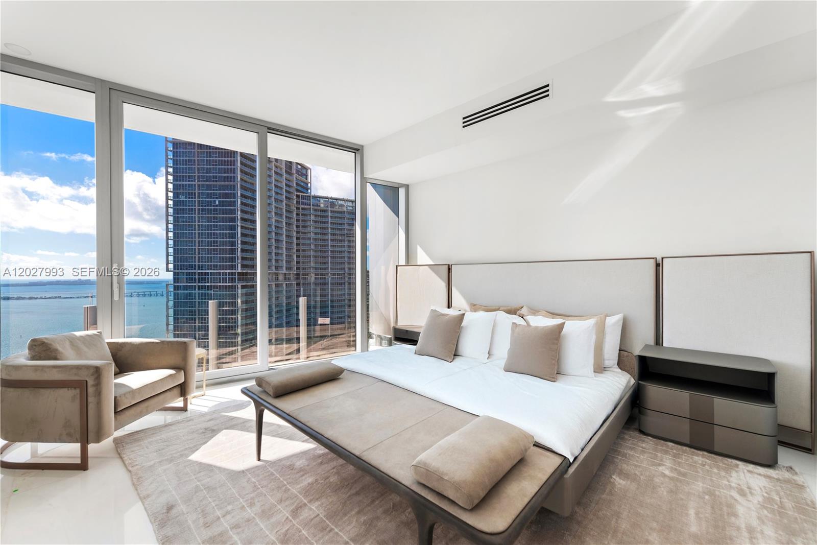 300 Biscayne Boulevard Way # 3905W