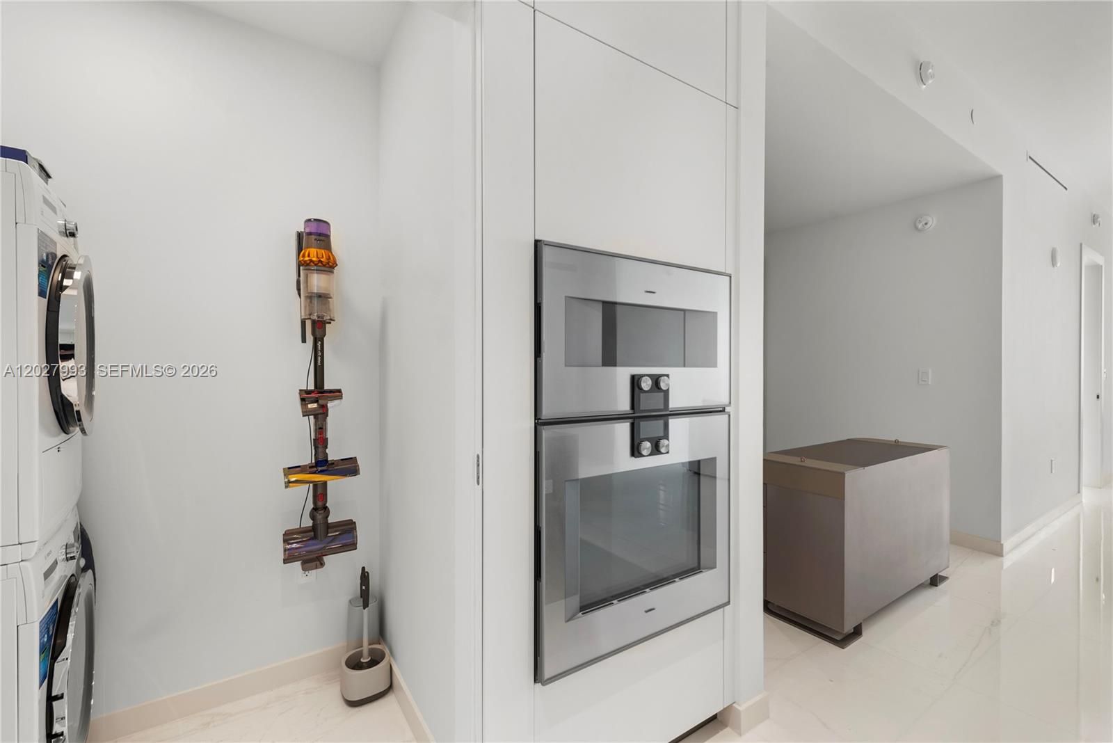 300 Biscayne Boulevard Way # 3905W