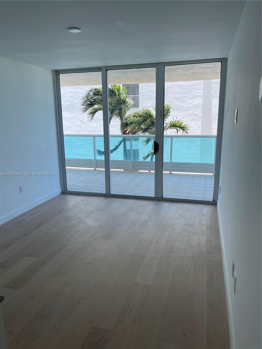 5025 Collins Ave # 601
