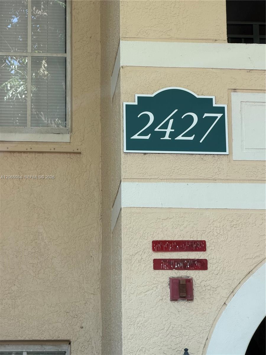 2427 Centergate Dr # 301