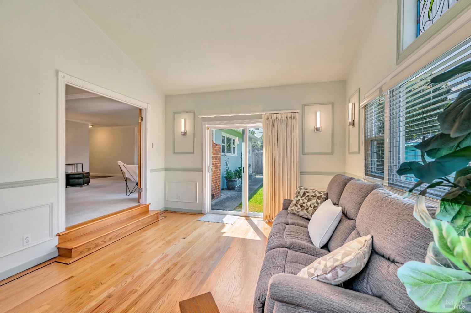 301 Orange Blossom Ln