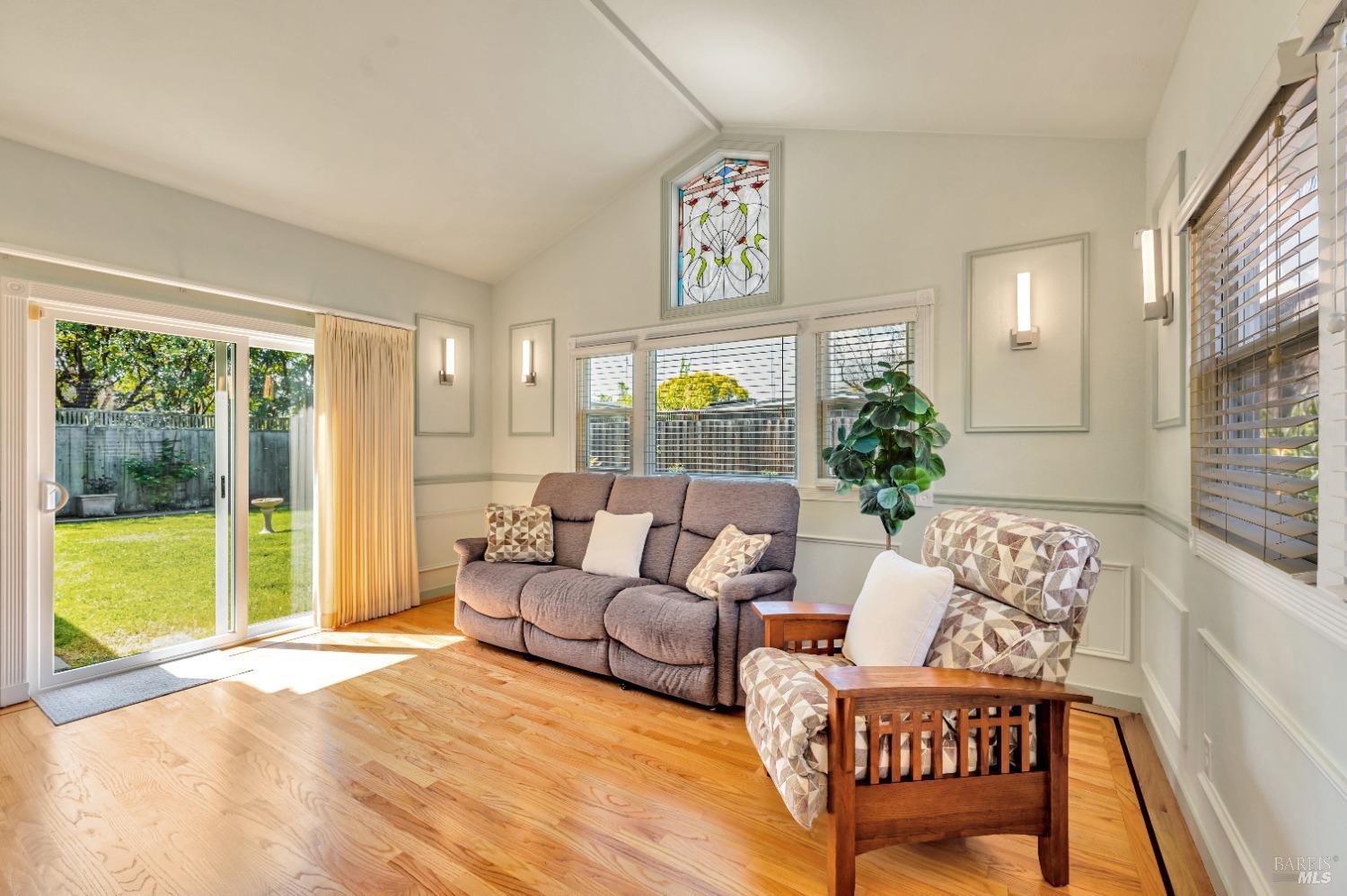 301 Orange Blossom Ln