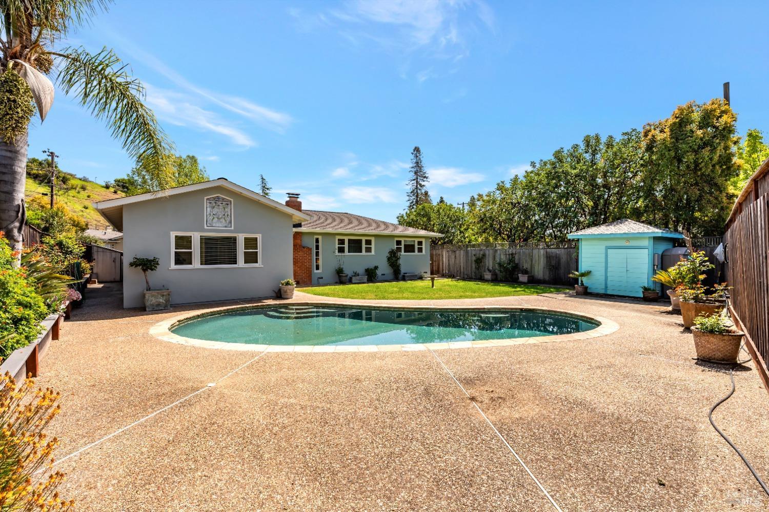 301 Orange Blossom Ln