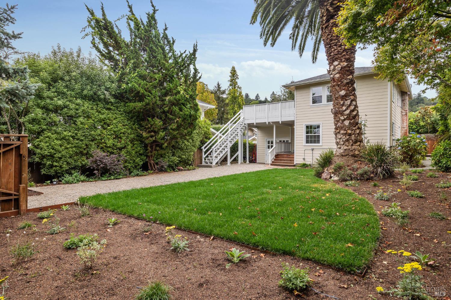 550 Ethel Ave