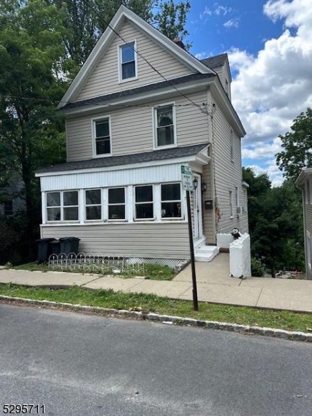 75 Chestnut St