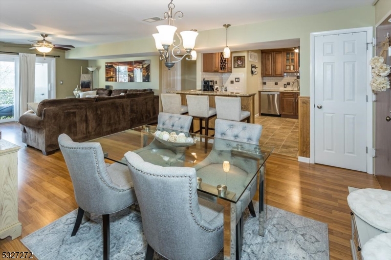 41 Mt Kemble Ave106 106