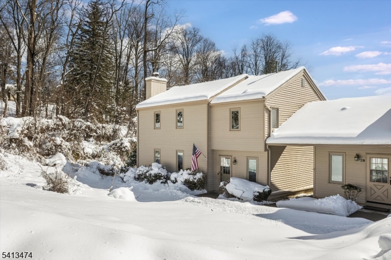 2 C Somerset Hills Court 2C
