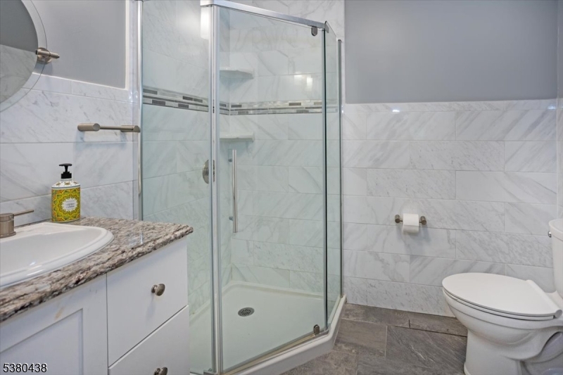 41 Mt Kemble Ave403 403