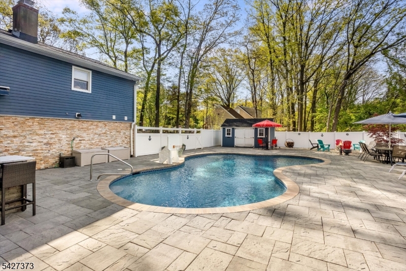 30 Foxcroft Rd