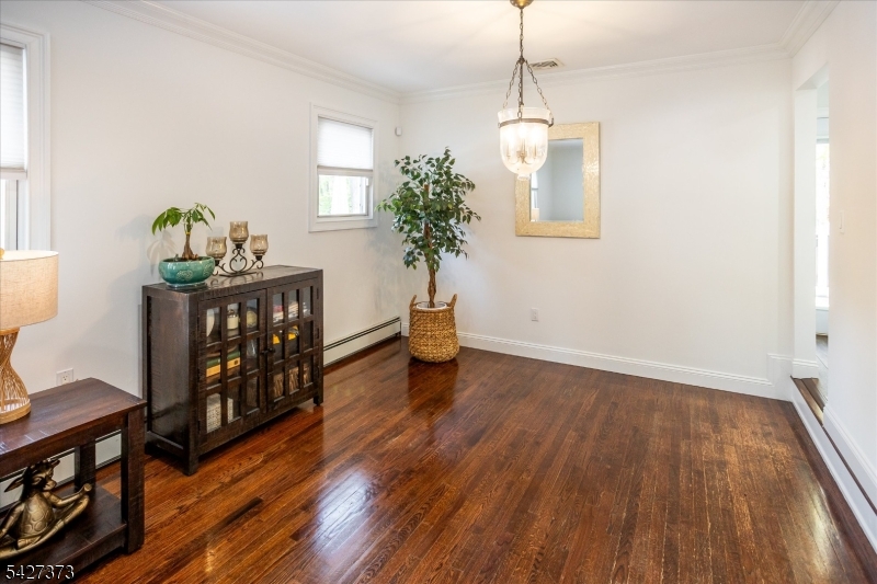 30 Foxcroft Rd