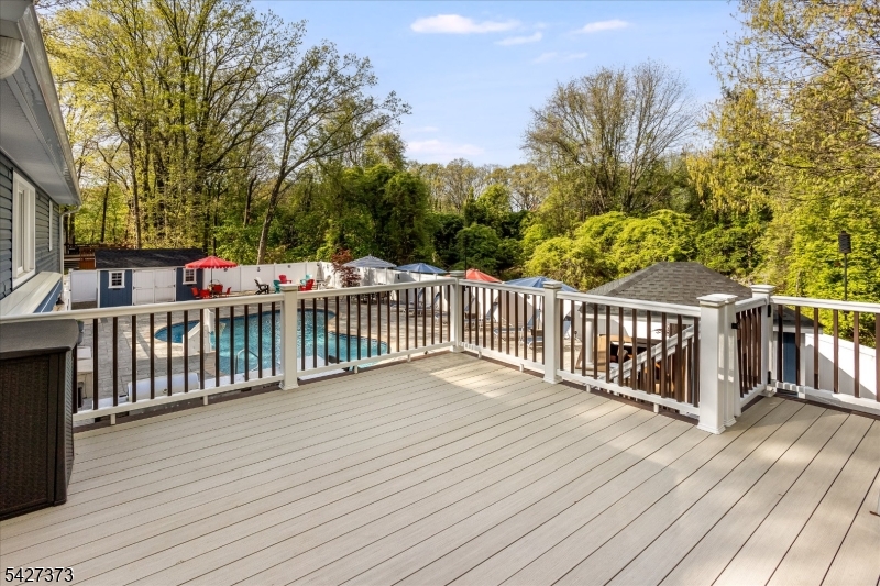 30 Foxcroft Rd
