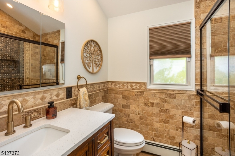 30 Foxcroft Rd
