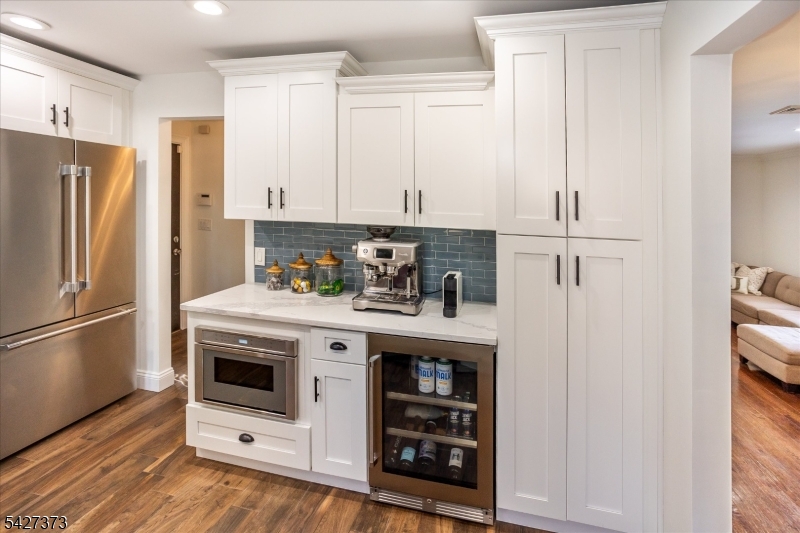 30 Foxcroft Rd