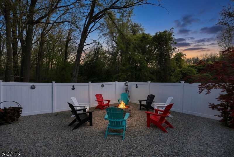 30 Foxcroft Rd