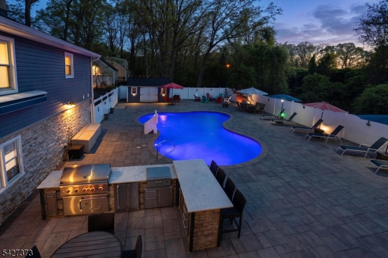 30 Foxcroft Rd