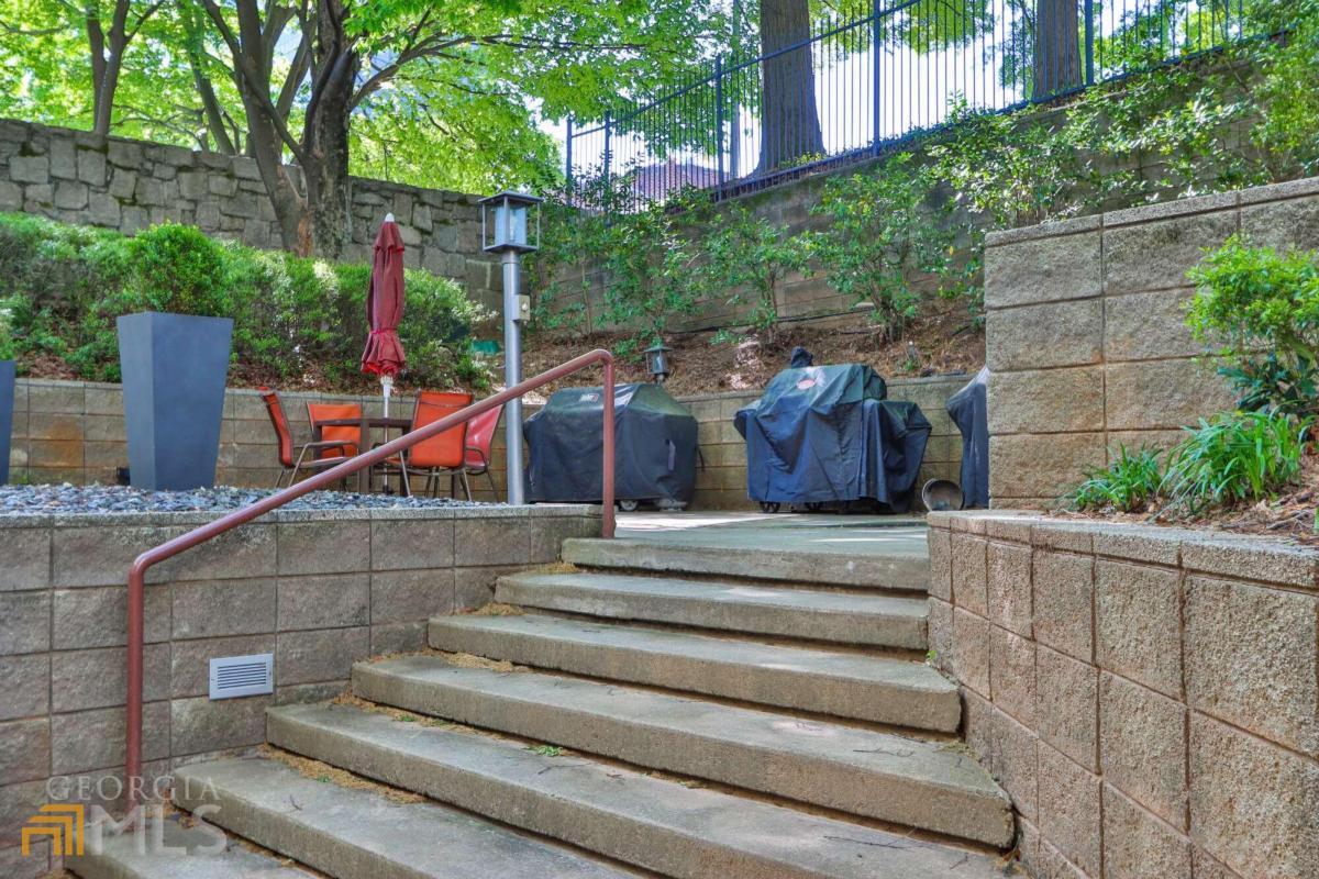 120 Ralph Mcgill Boulevard NE Unit: 314