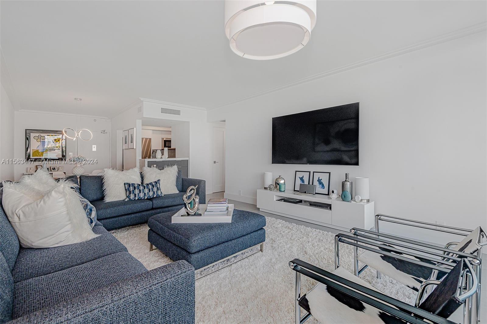 1000 West Ave # 618