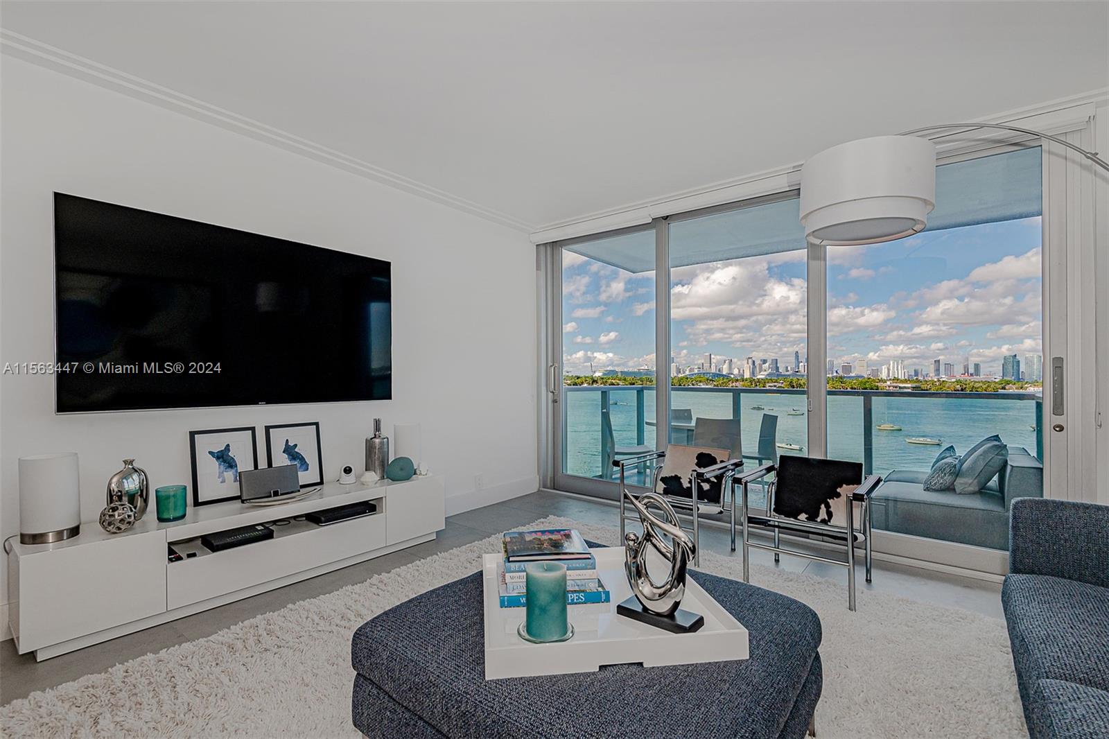 1000 West Ave # 618