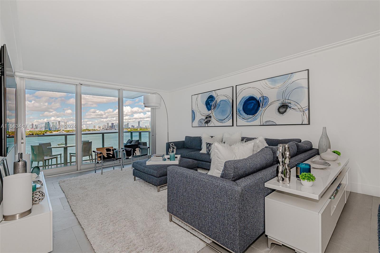 1000 West Ave # 618