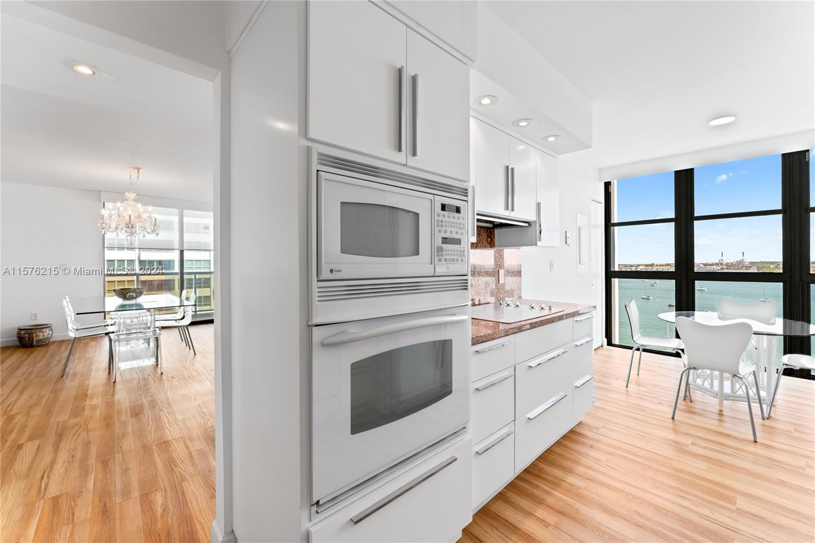 9 Island Ave # 1508