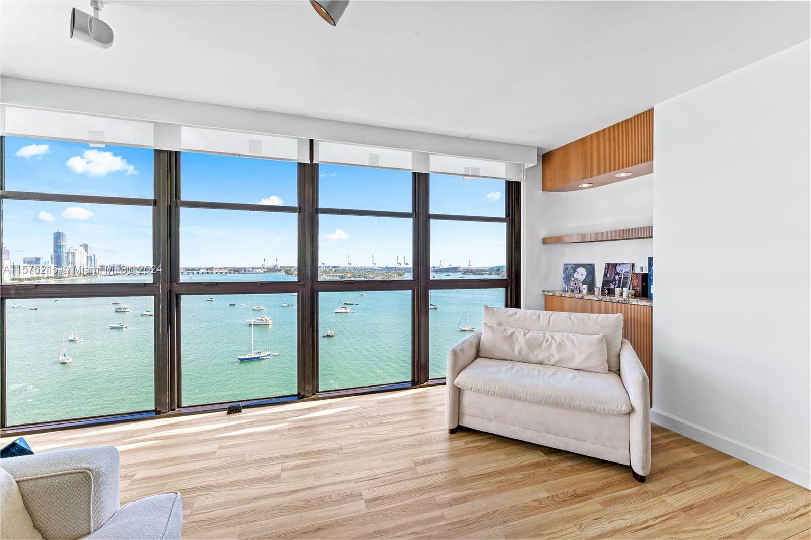 9 Island Ave # 1508