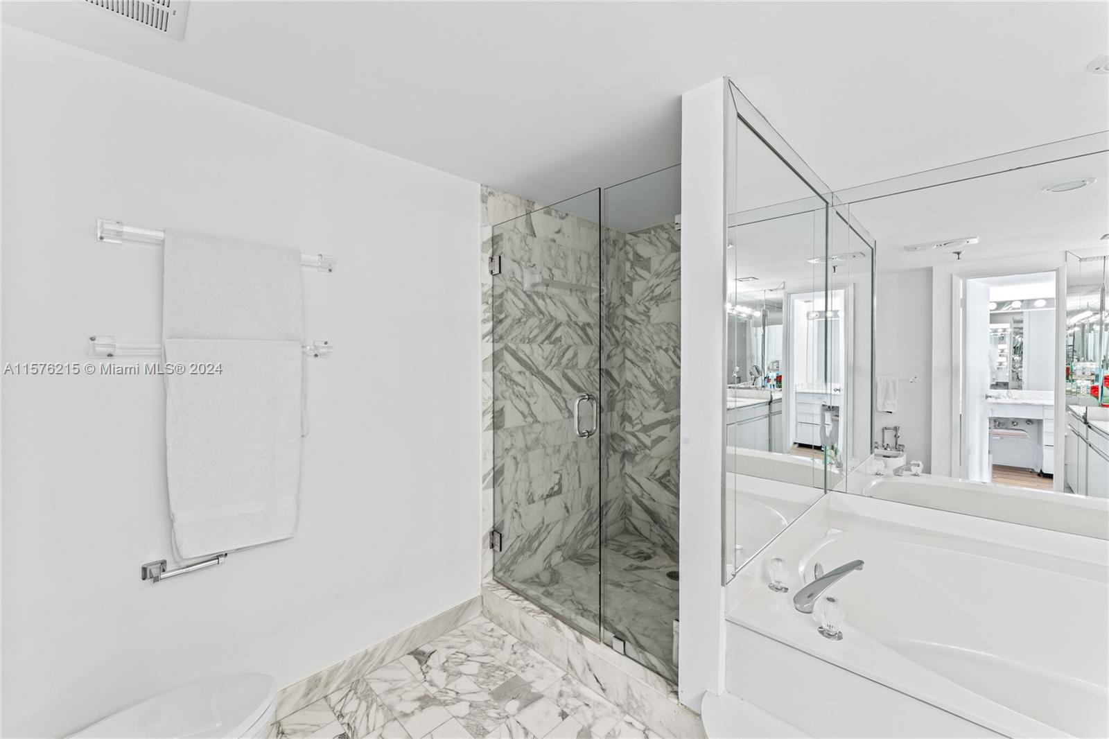 9 Island Ave # 1508