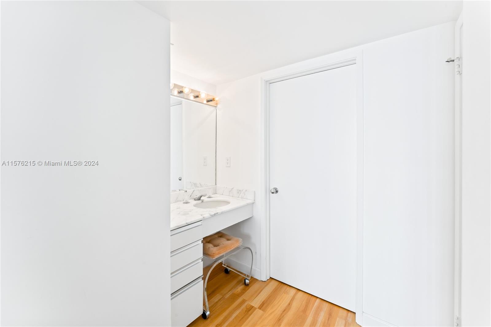 9 Island Ave # 1508