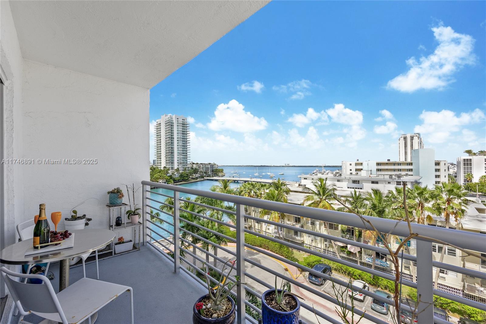 1450 Lincoln Rd # 705