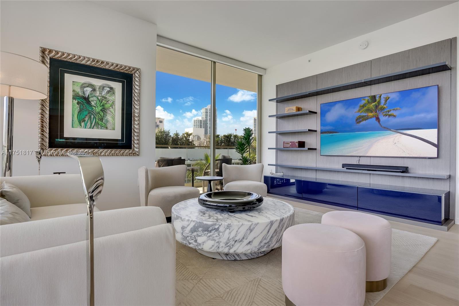300 Collins Ave # 4D