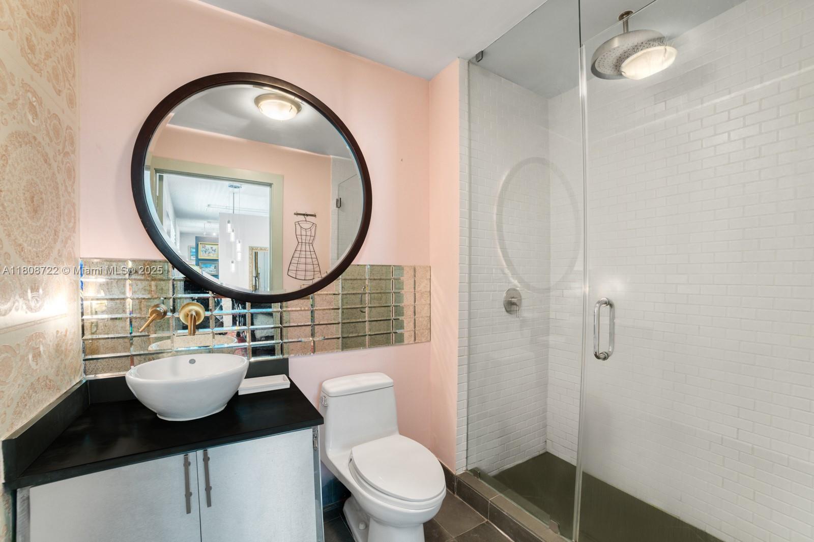 1700 Meridian Ave # 304